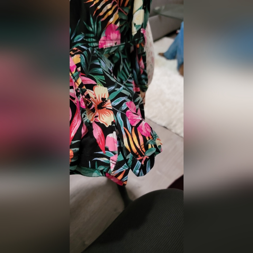 NWT Lascana Tropical Floral Print D Romper Size 2 - Picture 3 of 6